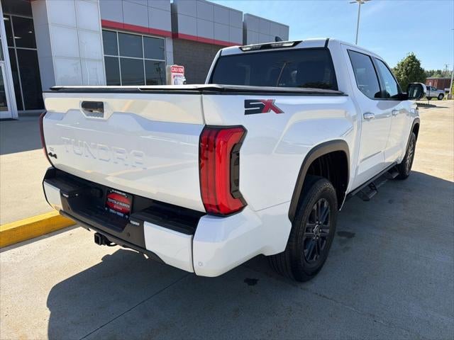 2024 Toyota TUNDRA 4X4 SR5