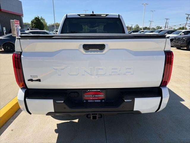 2024 Toyota TUNDRA 4X4 SR5