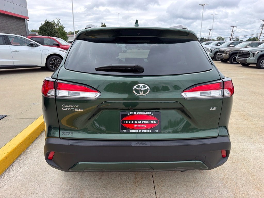 2024 Toyota Corolla Cross LE