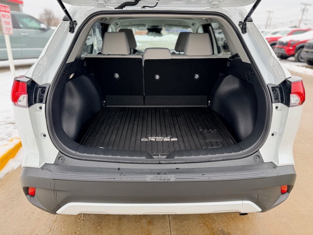 2023 Toyota Corolla Cross LE