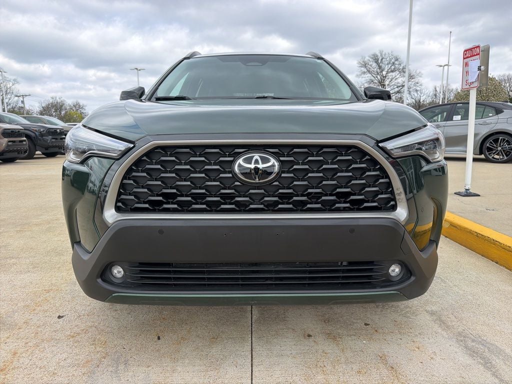 2025 Toyota Corolla Cross XLE