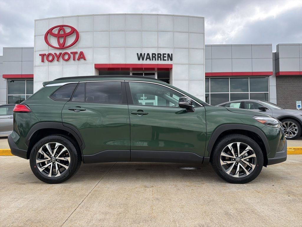 2025 Toyota Corolla Cross XLE