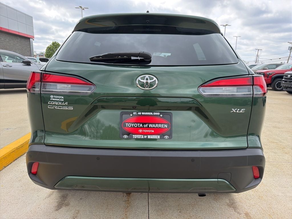 2025 Toyota Corolla Cross XLE