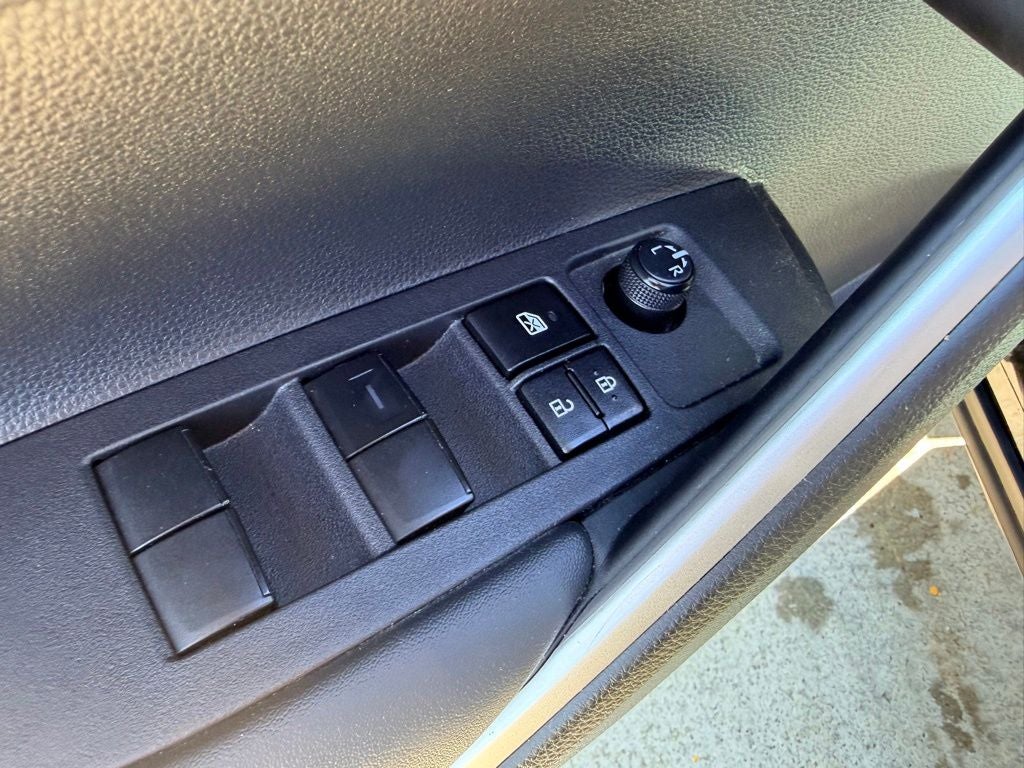 2025 Toyota Corolla Cross Hybrid Hybrid Nightshade