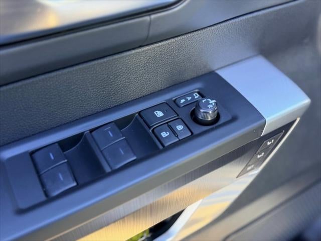 2023 Toyota SEQUOIA 4WD Platinum