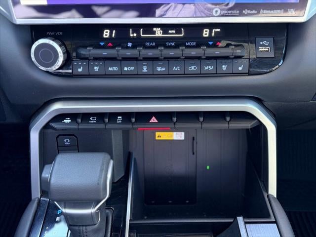 2023 Toyota SEQUOIA 4WD Platinum