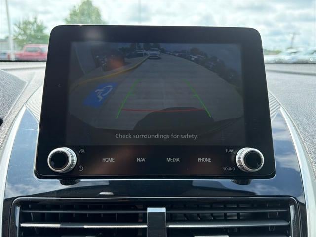 2024 Mitsubishi Eclipse Cross Base