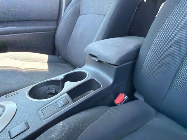 2012 Nissan Rogue S