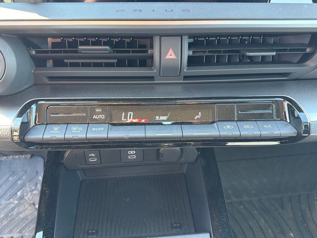 2024 Toyota Prius LE