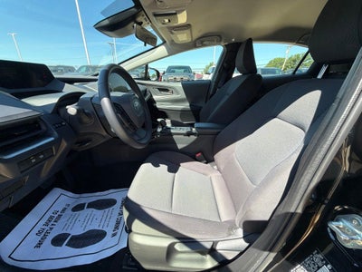 2025 Toyota Prius LE