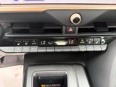 2023 Toyota Toyota Crown Platinum