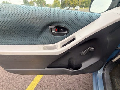 2008 Toyota Yaris Base