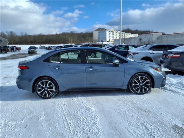 2022 Toyota COROLLA SE