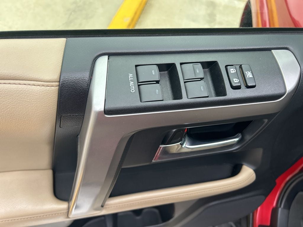 2015 Toyota 4RUNNER SR5