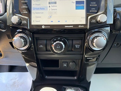 2024 Toyota 4RUNNER TRD Off-Road Premium