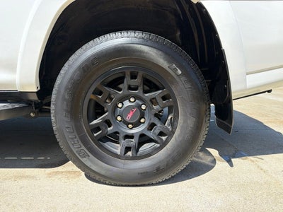 2024 Toyota 4RUNNER TRD Off-Road Premium