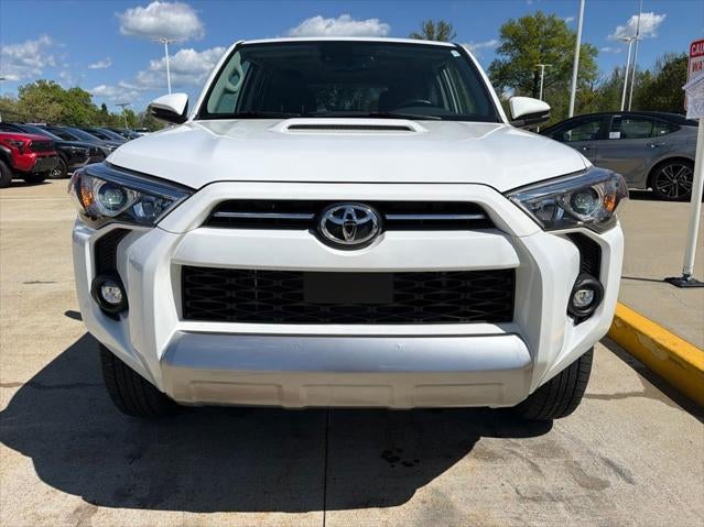 2024 Toyota 4RUNNER TRD Off-Road Premium