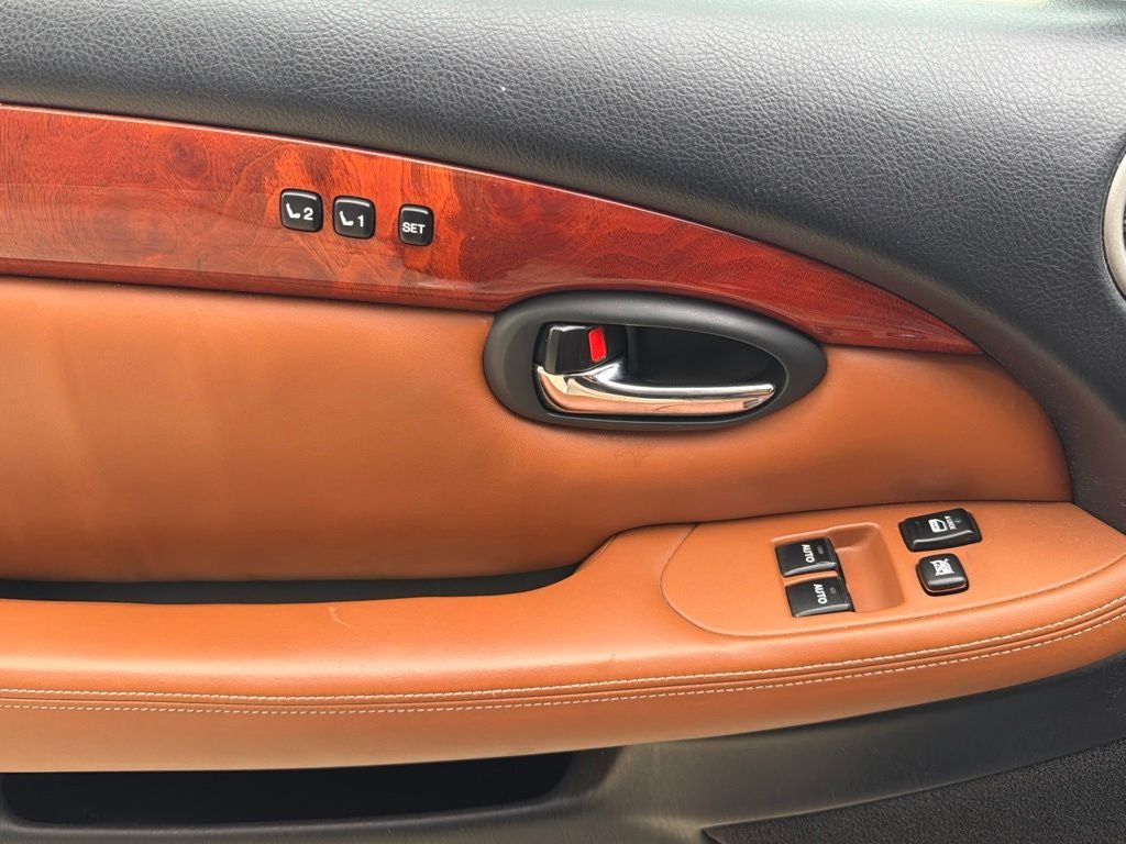 2005 Lexus SC 430