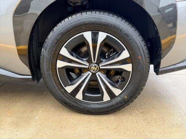 2024 Toyota bZ4X XLE