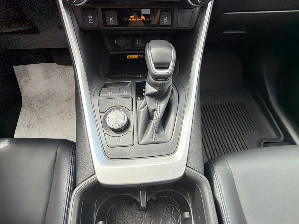2025 Toyota RAV4 Hybrid XSE