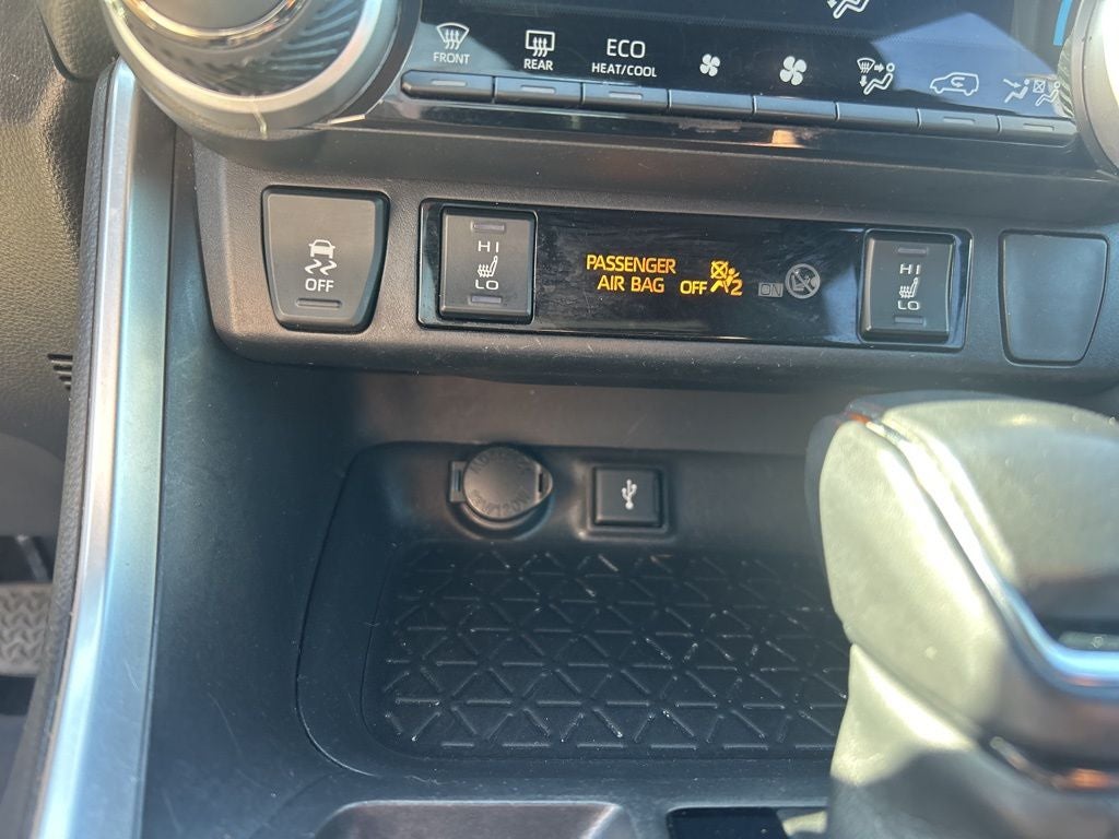 2020 Toyota RAV4 HYBRID XSE