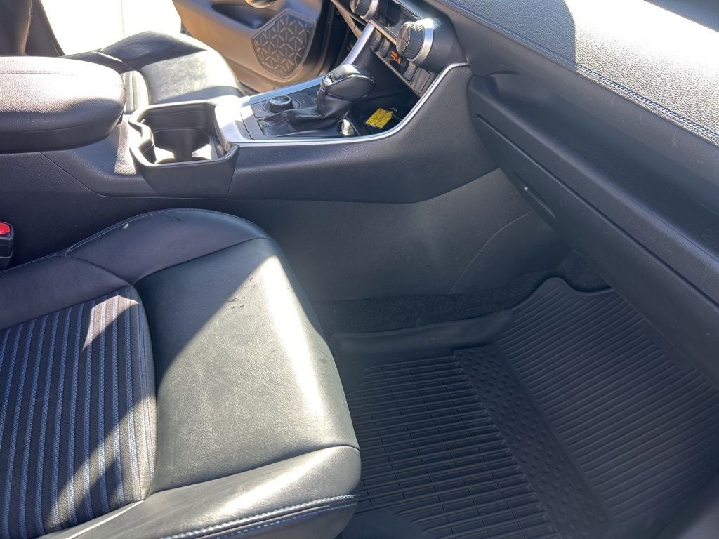 2020 Toyota RAV4 HYBRID XSE