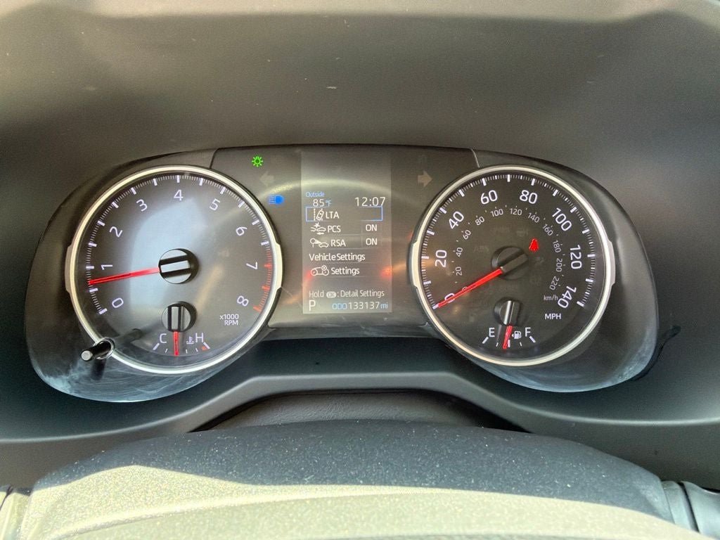2020 Toyota RAV4 LE