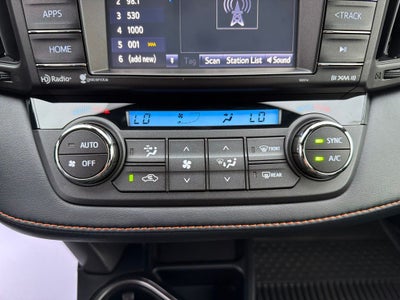 2018 Toyota RAV4 SE
