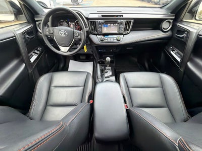 2018 Toyota RAV4 SE