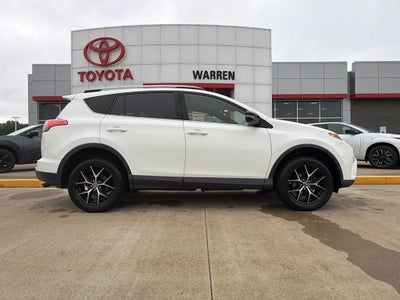 2018 Toyota RAV4 SE