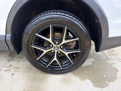 2018 Toyota RAV4 SE