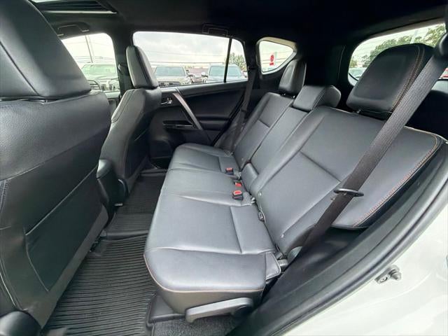 2018 Toyota RAV4 SE