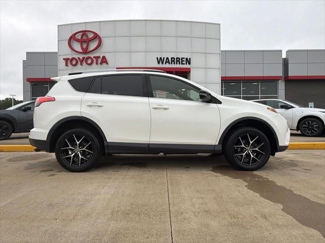 2018 Toyota RAV4 SE