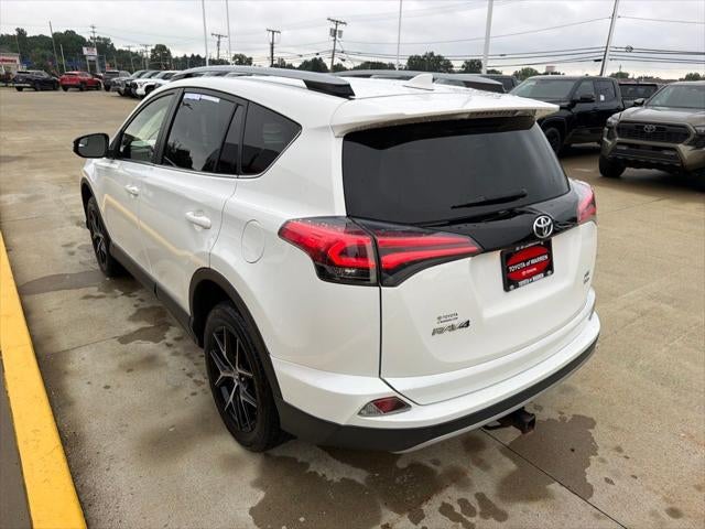 2018 Toyota RAV4 SE