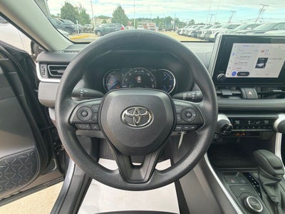 2025 Toyota RAV4 Hybrid LE