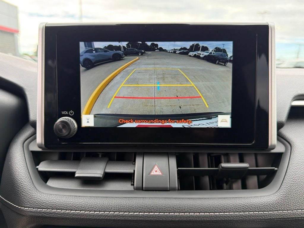 2025 Toyota RAV4 Hybrid LE
