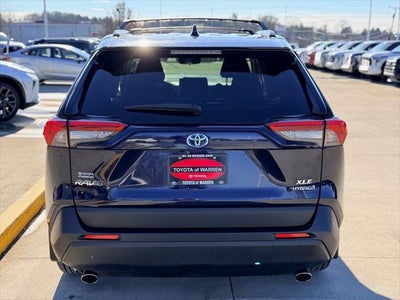 2022 Toyota RAV4 HYBRID XLE