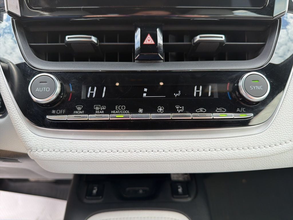 2023 Toyota Corolla Hatchback XSE