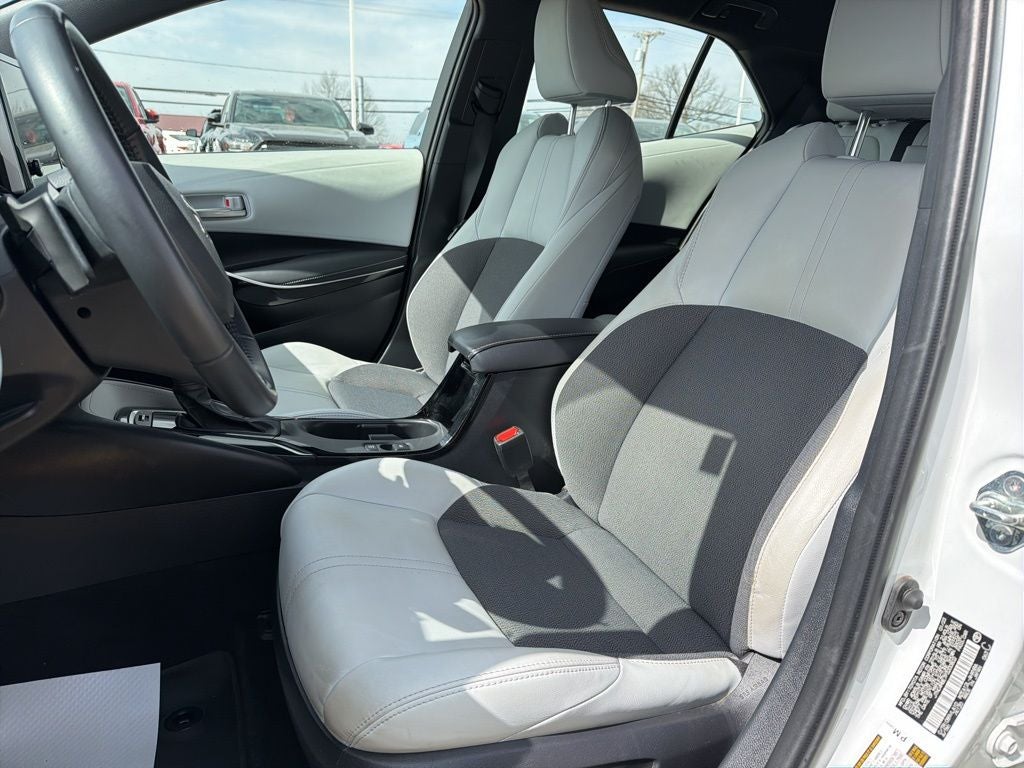 2023 Toyota Corolla Hatchback XSE