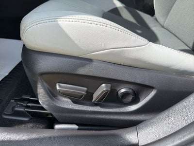 2023 Toyota Corolla Hatchback XSE