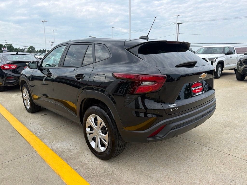 2025 Chevrolet Trax LS