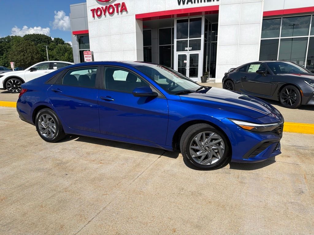 2024 Hyundai Elantra SEL