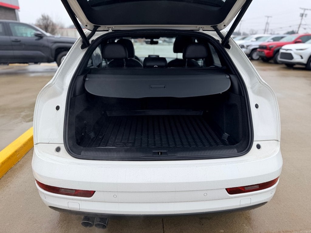 2018 Audi Q3 2.0T Premium quattro