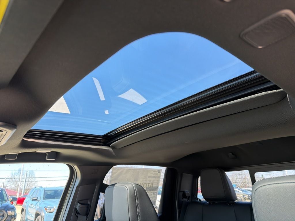 2025 Toyota Tacoma TRD Off Road - Photo 24