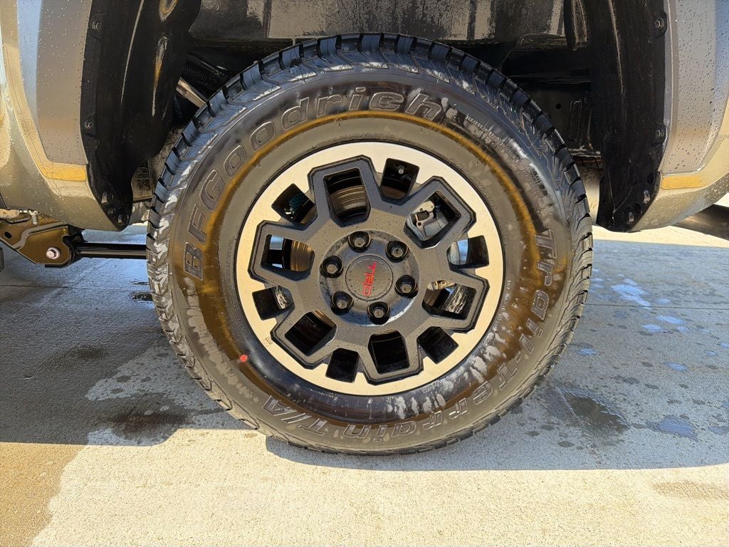 2025 Toyota Tacoma TRD Off Road - Photo 8