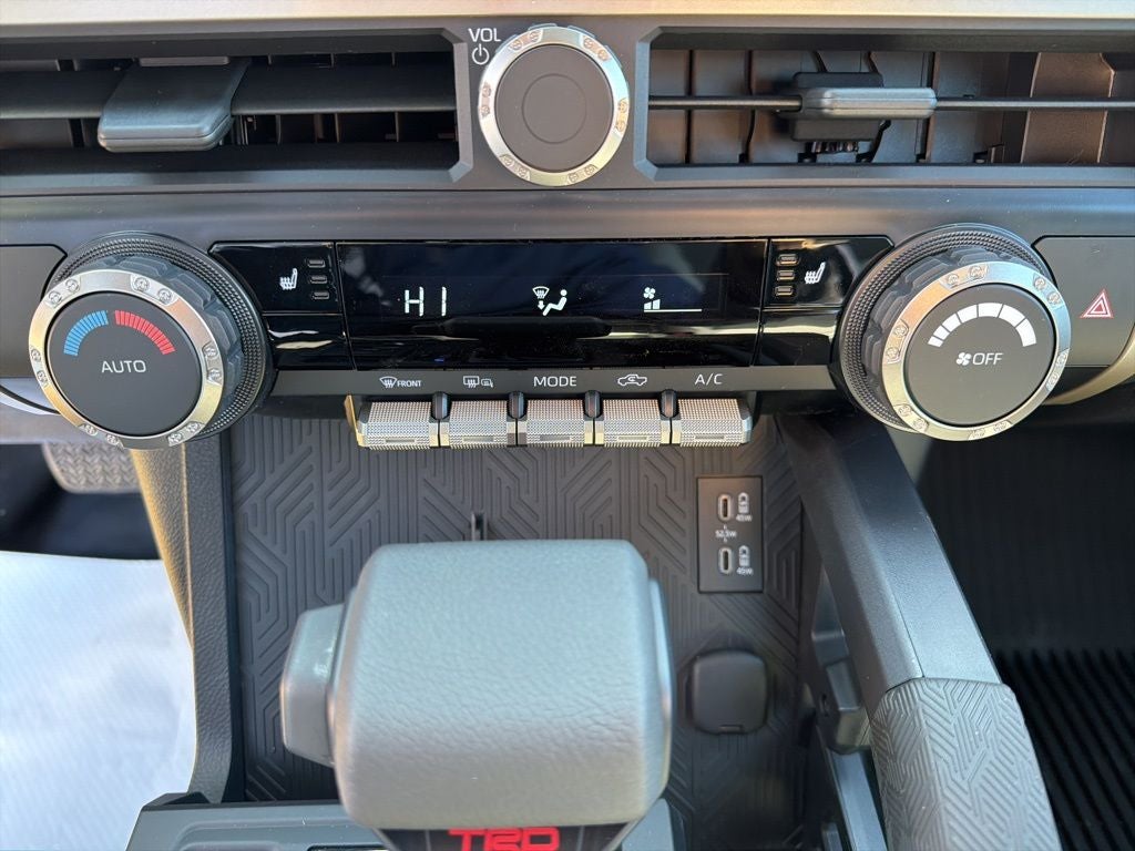 2025 Toyota Tacoma TRD Off Road - Photo 21