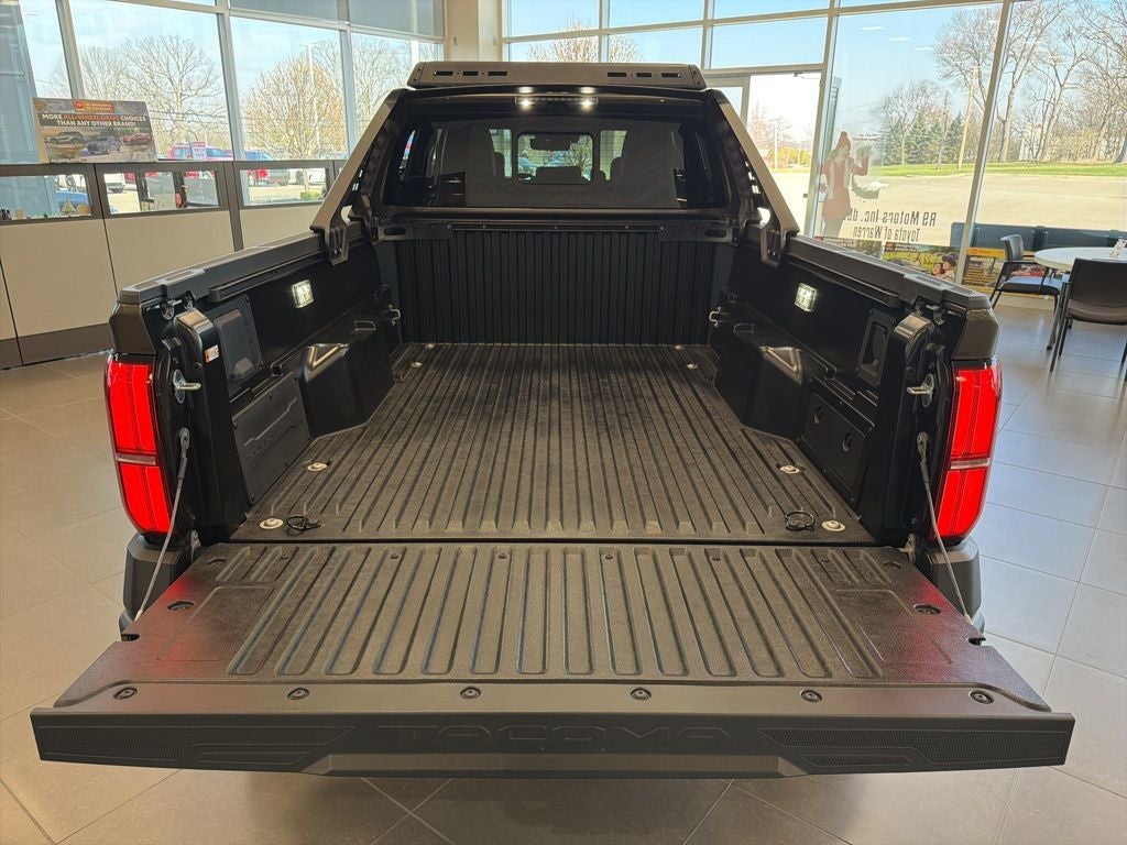 2025 Toyota Tacoma Trailhunter - Photo 22