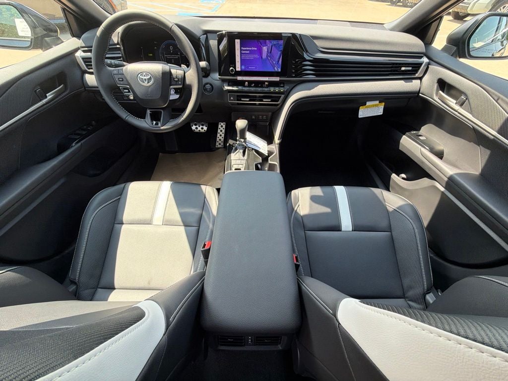 2026 Toyota Camry SE AWD