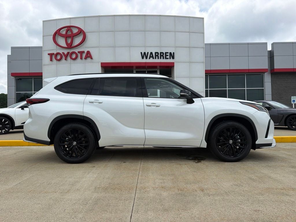 2026 Toyota Highlander XSE
