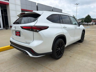 2026 Toyota Highlander XSE